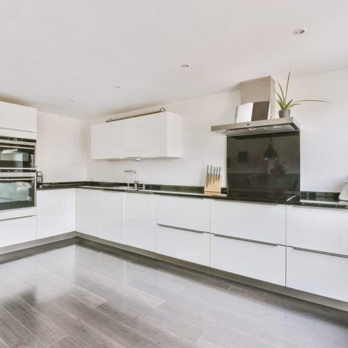 Bright and modern kitchen design