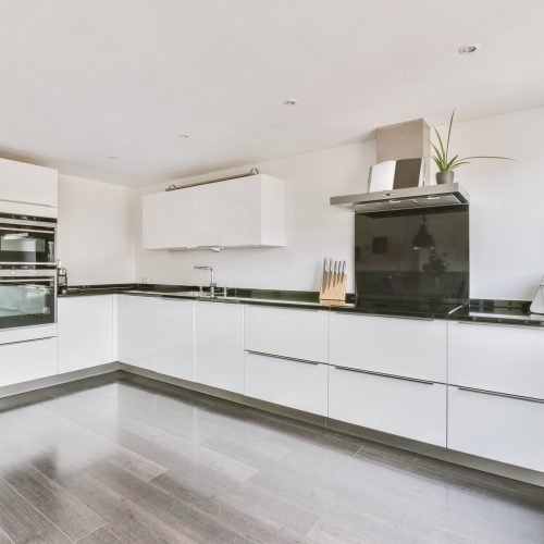 Bright and modern kitchen design